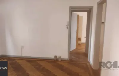 Apartamento 2 dormitórios na republica, cidade baixa
