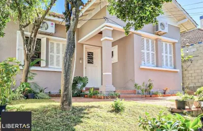 Casa com 3 quartos à venda na Rua Caracas, 104, Jardim Lindóia, Porto Alegre