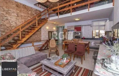 Casa com 3 quartos à venda na Rua Comendador Coruja, 389, Floresta, Porto Alegre