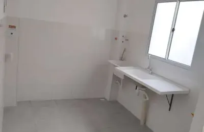 Apartamento 02 dormitórios com estacionamento rotativo no bairro restinga