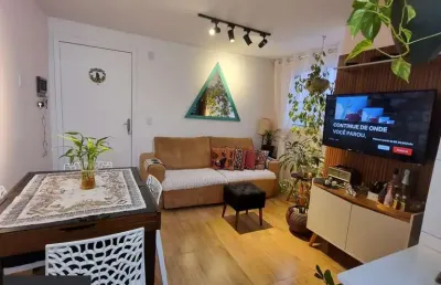 Apartamento térreo com 02 quartos e 01 vaga no bairro campo novo