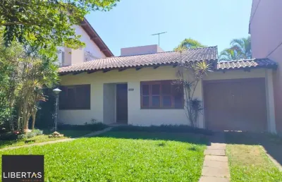 Viva em ipanema, casa com lareira, churrasqueira e 3 dormitórios