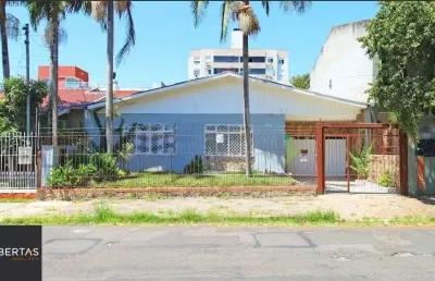 Casa com 4 quartos à venda na Rua Doutor Alberto Albertini, 275, São Sebastião, Porto Alegre