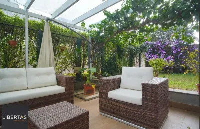 Apartamento garden semimobiliado 2 dormitórios, e vaga pra 2 carros.