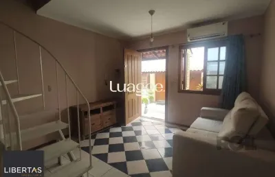 Casa em condomínio, com 57,66m² de área privativa 2 dormitórios transformados em 1 e 1 vaga coberta e escriturada