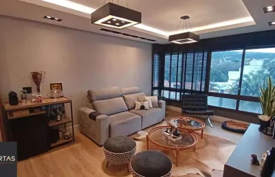 Apartamento com 3 dormitórios e 2 vagas, no bairro ipanema