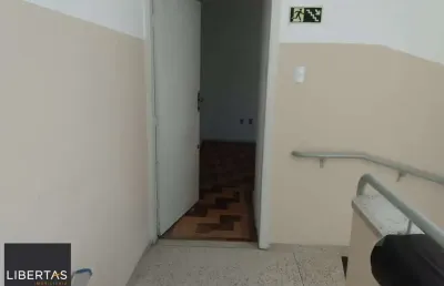 Libertas imobiliária aluga apartamento 02 dormitórios na cidade baixa