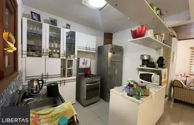 Casa sobrado semi mobiliada com 3 dormitórios no bairro jardim floresta