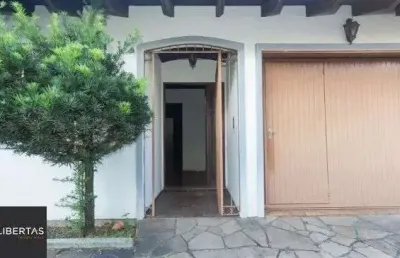 Casa no bairro jardim botânico de 4 dormitórios e 3 vagas