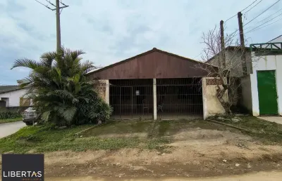 Casa de esquina com 3 dormitórios no bairro campo novo