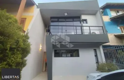 Casa com 3 quartos e 3 banheiros para alugar, 157 m² por r$ 5.000/mês