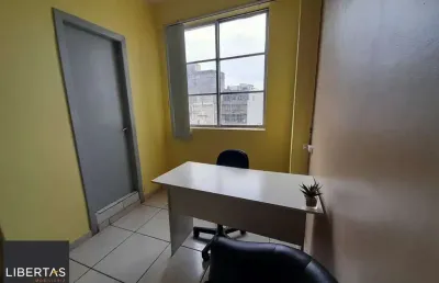 Sala comercial mobiliada para locação no centro histórico, com 29m².