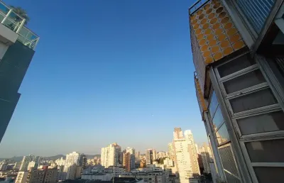 Studio no embaré com vista livre e andar alto em santos santos !!!!