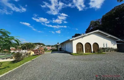 Casa com 3 dormitórios (sendo 1 suíte)  à venda, 224 m² por r$ 2.430.000 - floresta - joinville/sc