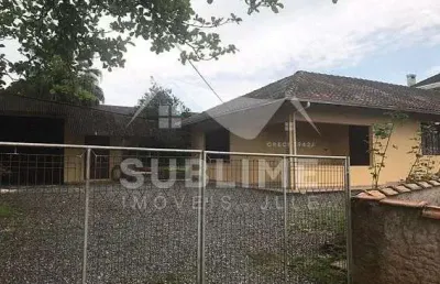 Casa com 3 quartos à venda no Bom Retiro, Joinville 