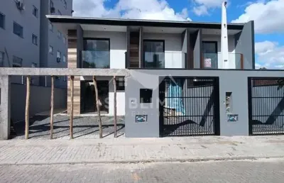 Casa com 2 quartos à venda no Bom Retiro, Joinville 