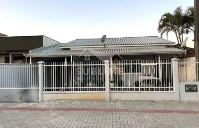Casa com 2 quartos à venda no Aventureiro, Joinville 