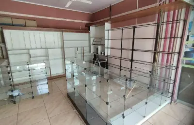 Sala comercial para aluguel no bairro centro em toledo por r$ 2.300,00