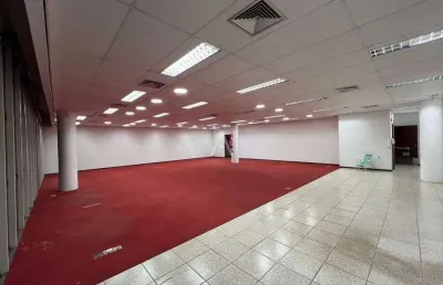 Sala comercial para aluguel no bairro regiao do lago em cascavel por r$ 55.000,00