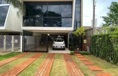 Tríplex com 2 quartos e 1 suíte localizado no bairro claudete, em cascavel - pr., por r$ 870.000,00