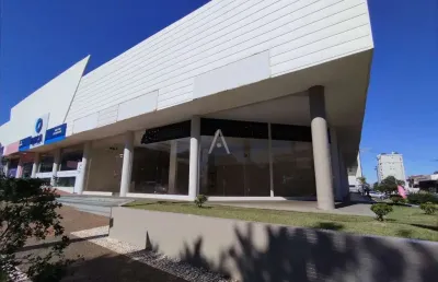 Sala comercial para locação no centro comercial quatro estações – cascavel/pr