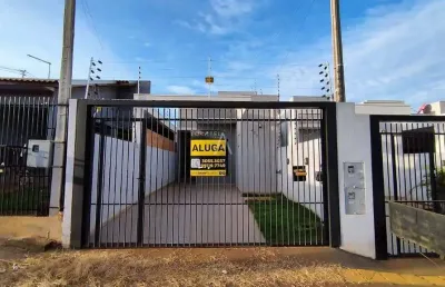 Casa residencial 2 quartos para aluguel no bairro jardim panorama em toledo por r$ 1.500,00