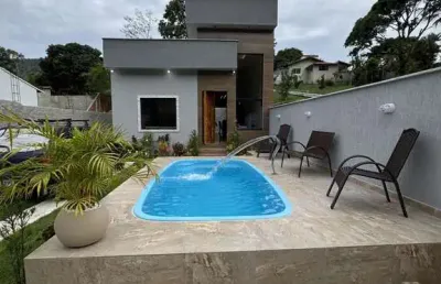 Casa com 2 dormitórios à venda, 275m² por r$ 450.000 - condado - maricá/rj