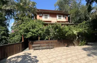 Casa com 5 dormitórios á venda, 1.100m² por r$ 2.450.000 - cond. chacará ubá (pe