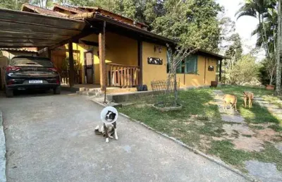 Casa com pé direito alto com 3 dormitórios á venda, 2.978,00m² por r$ 1.300.000