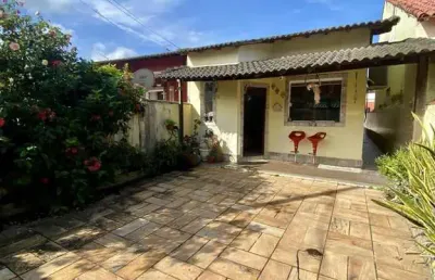 Casa com 2 dormitórios à venda ou aluguel, 240m² por r$ 550.000/ r$3.000 - praia
