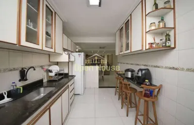 Viva o luxo e o conforto na morada da colina: casa duplex com 3 quartos e churrasqueira em volta re