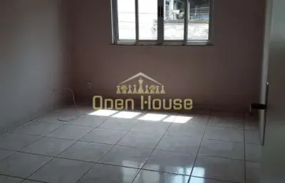 Encante-se com este espaçoso apartamento de 3 quartos no retiro: conforto e comodidade em um ambien