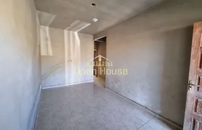 Casa dos sonhos no bairro roma, volta redonda - 2 quartos, suíte, amplo quintal e potencial de expa