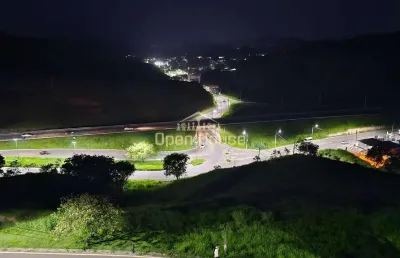 Apartamento bem localizado no mirante com uma linda vista, volta redonda