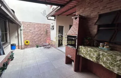 Seu novo capítulo começa aqui: conforto, lazer e localização estratégica no coração da vila rica!