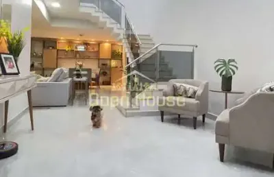 Casa de alto padrão à venda no jardim belvedere, volta redonda | 3 suítes, piscina e sistema de cas