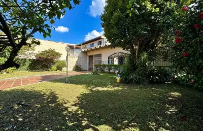 Casa com 5 quartos à venda na Avenida Anita Garibaldi, 3267, São Lourenço, Curitiba