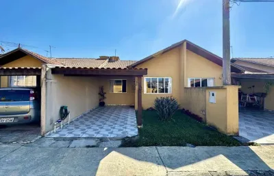 Casa com 2 quartos à venda na Rua Alberto Pasqualini, 900, Uberaba, Curitiba