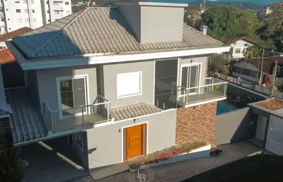 Casa em condomínio fechado com 3 quartos à venda na rua cristóvão colombo, 135, floresta, joinville por r$ 790.000