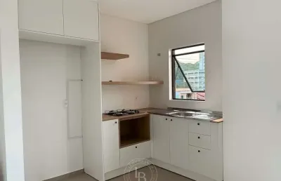 Apartamento com 2 quartos para alugar na adriano schondermark,, 324, costa e silva, joinville por r$ 2.200