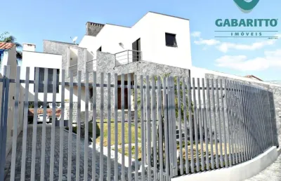 Excelente residência de alto padrão no bairro santa quitéria