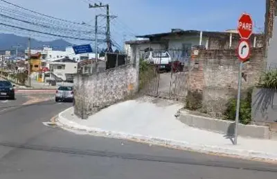 Terreno à venda na Rua Prefeito Reinoldo Alves, 1746, Passa Vinte, Palhoça