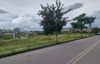 Terreno à venda na Rua Ernani José Nunes, 43, Ouro Verde, Conselheiro Lafaiete