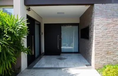 Apartamento com 102m2,com 3 quartos (1suíte)no centro ao lado shopping muller