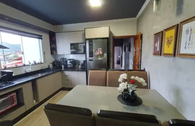 Apartamento semi mobiliado, torre unica com 2 quartos a venda no aventureiro só 270 mil