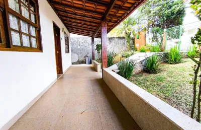 Linda casa linear em excelente condomínio - oportunidade imperdível! ar$ 900.000,00