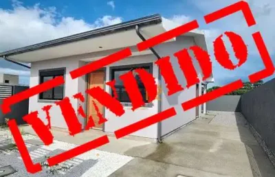 Casa com 2 quartos à venda na travessa osny ubaldo correia, 127, forquilhas, são josé por r$ 600.000