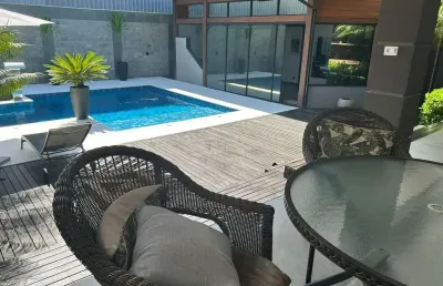 Casa com 4 quartos à venda na kátia bartiria abreu, 523, itacorubi, florianópolis por r$ 2.990.000