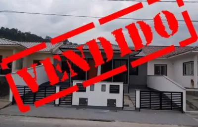 Casa com 2 quartos à venda na rua zulmira pamplona gomes, 15, bela vista, palhoça por r$ 265.000