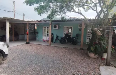 Casa com 3 quartos à venda na dos barbeiros, 2200, praia de fora, palhoça por r$ 950.000